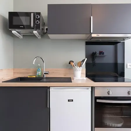 Centre - And Functional Ap. * Lila